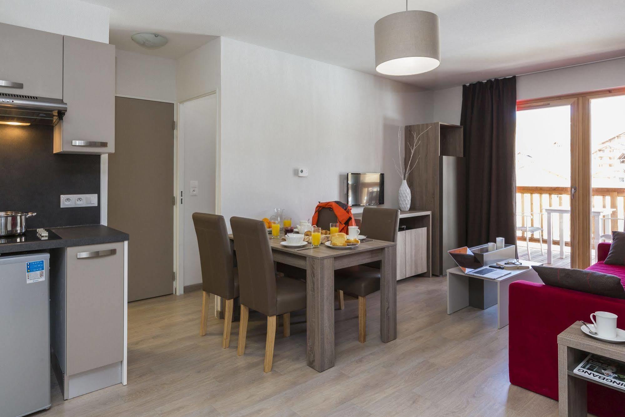 Residence Prestige Odalys Front De Neige Ла План Екстериор снимка